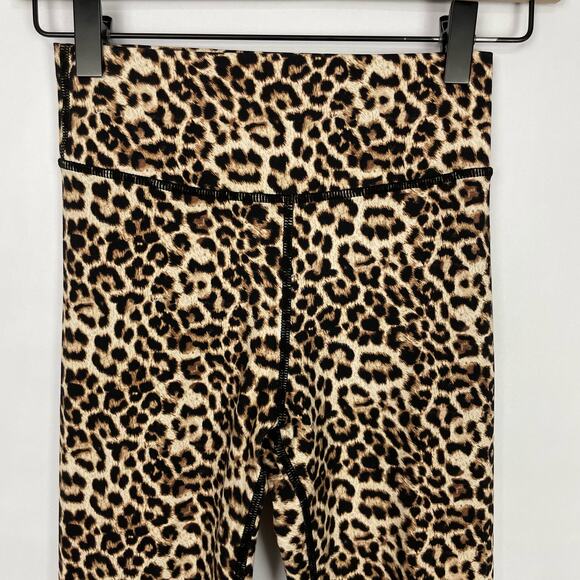 Zyia | Cheetah Print Butt Scrunch High Waist Full Length Brilliant Leggings - Picture 6 of 9